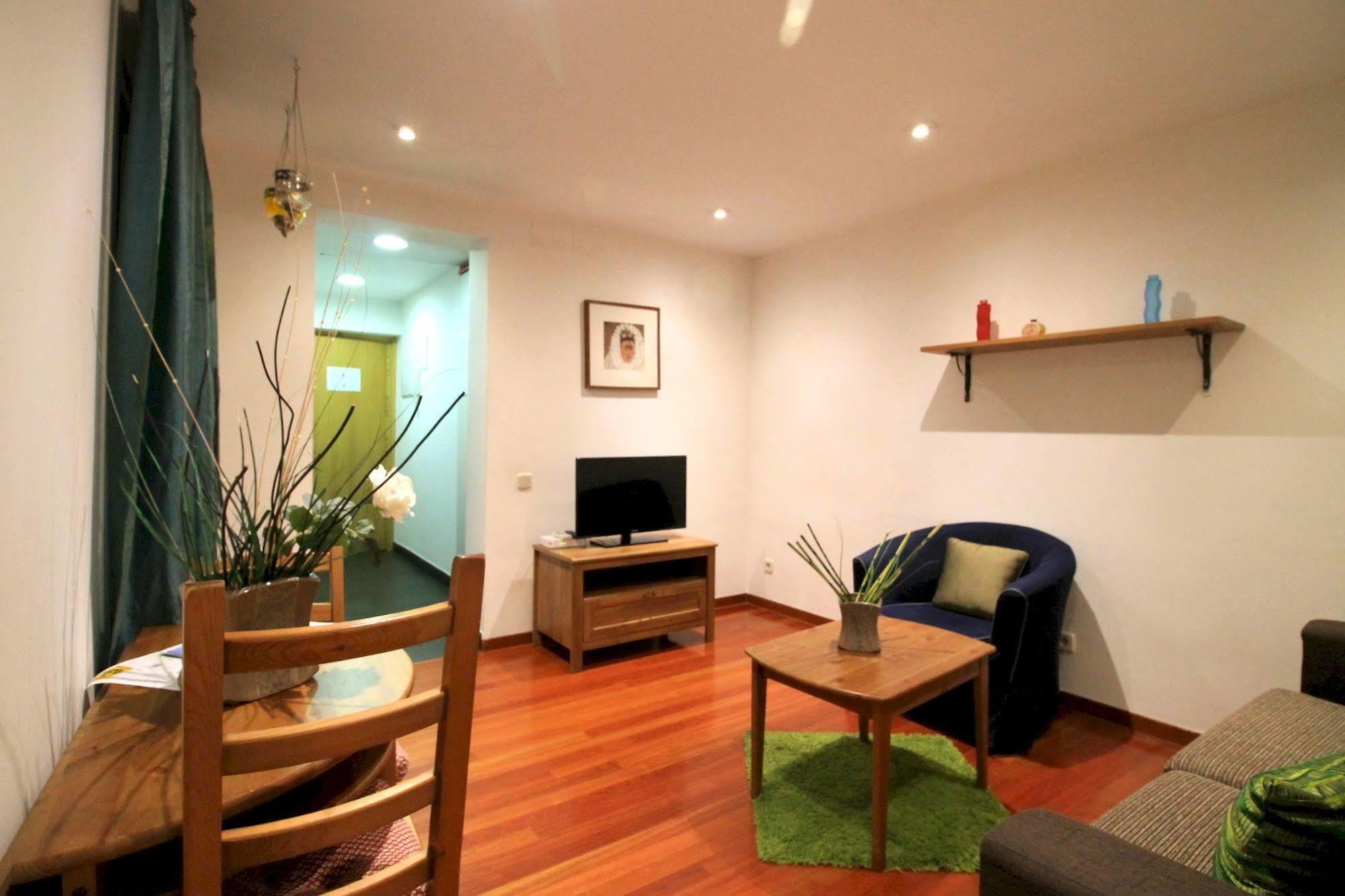 Prado Apartments Madrid Eksteriør bilde