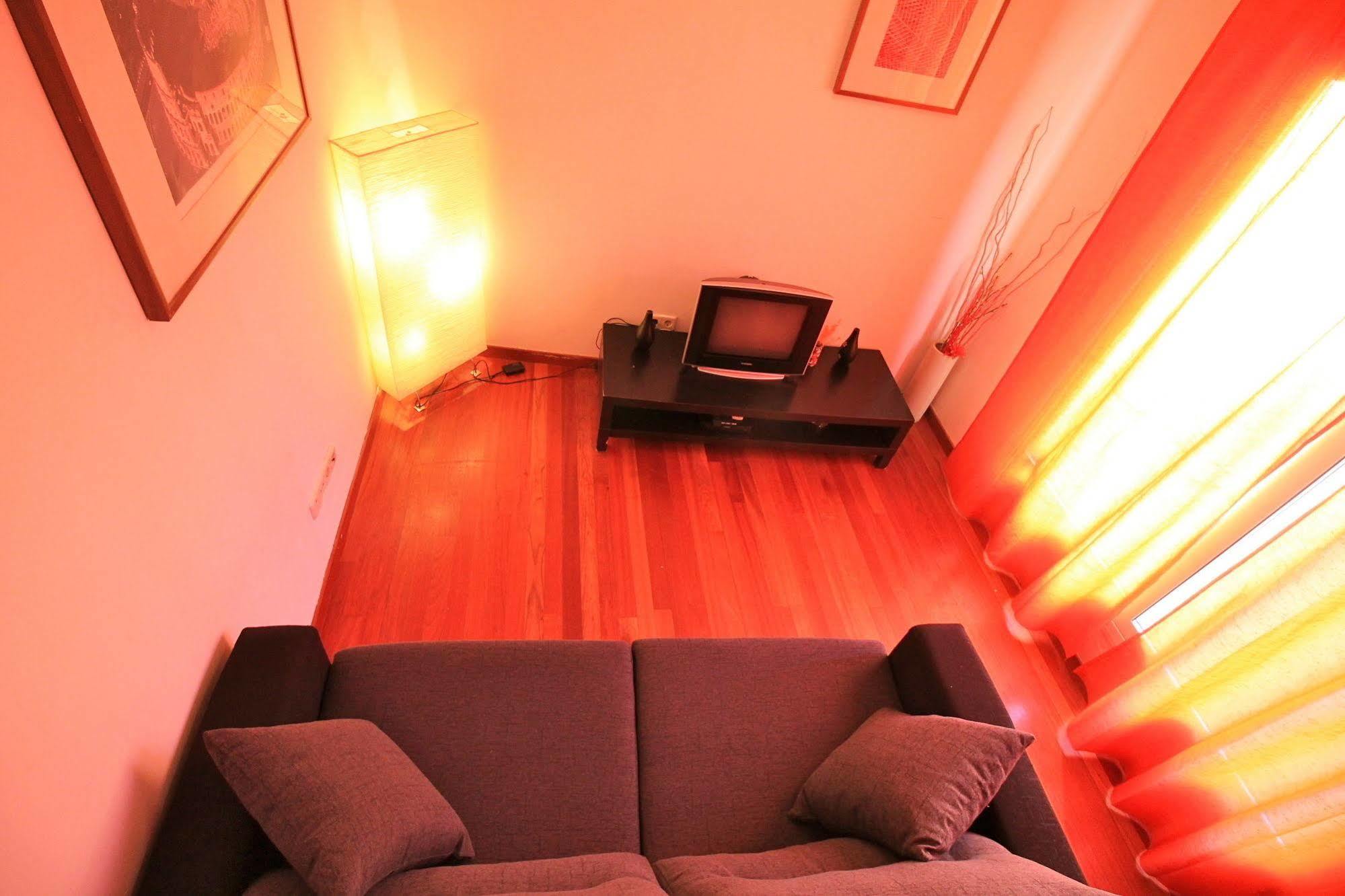 Prado Apartments Madrid Eksteriør bilde