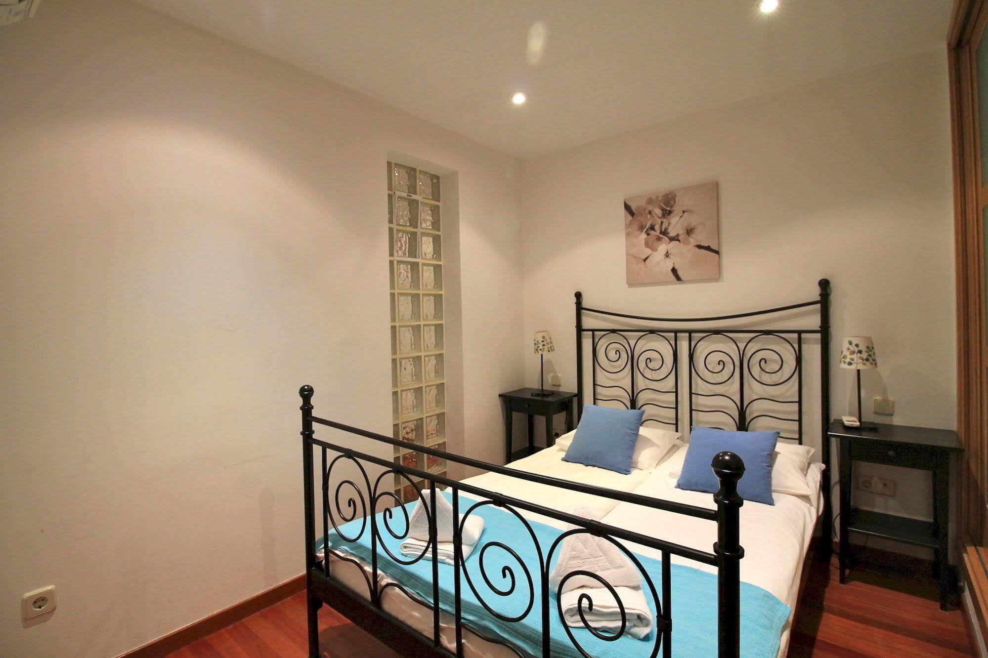 Prado Apartments Madrid Eksteriør bilde