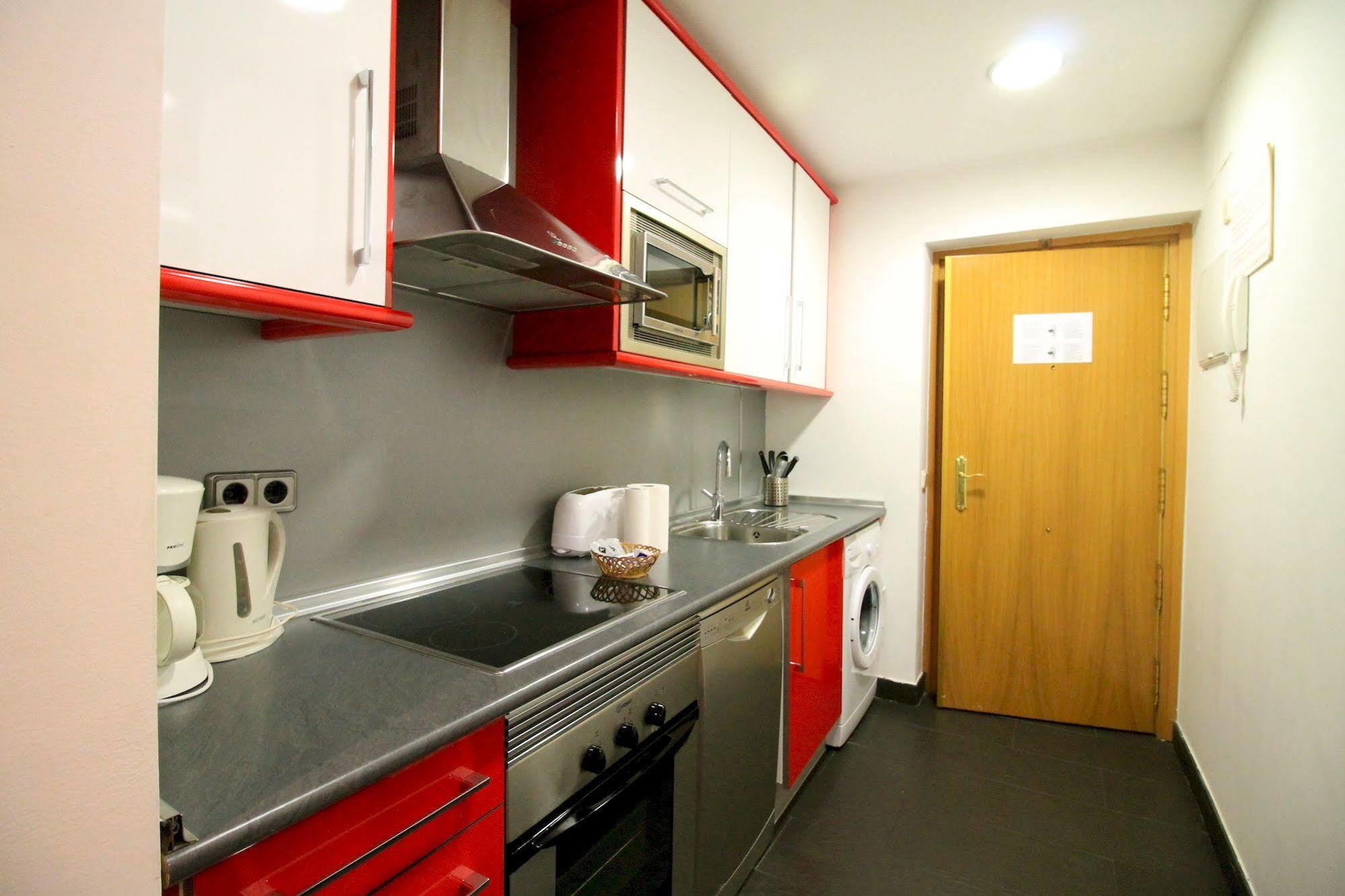 Prado Apartments Madrid Eksteriør bilde